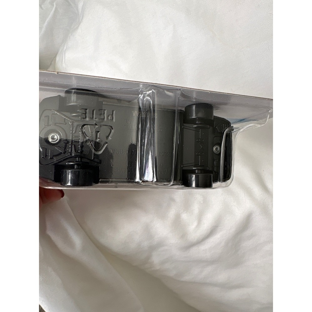 Hot Wheels XL Nissan Skyline GT-R BNR32 Dark Gray Metallic 1:24 Scale JKL02 4/24 - Picture 5 of 6